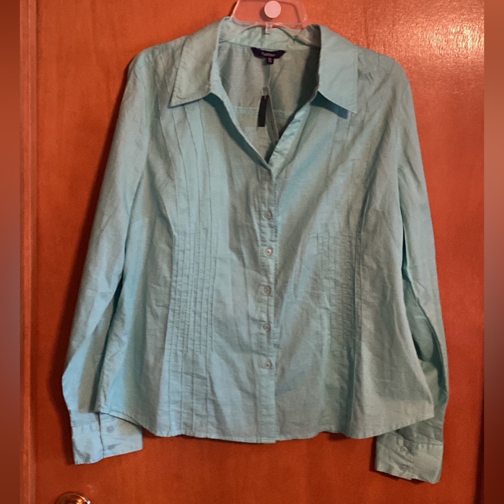 NWT Size XL Blouse from Reitman’s 100%cotton